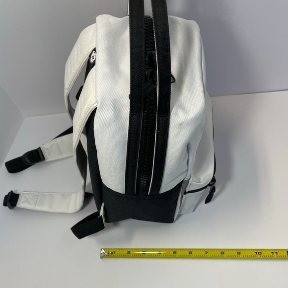 Herschel x Star Wars Metallic White Mini Backpack - Picture 2 of 9